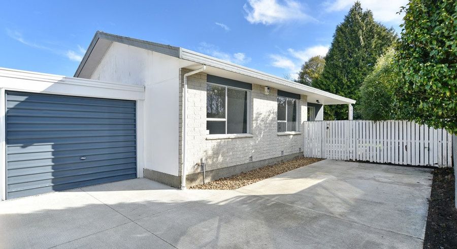  at 43b Oldwood Street, Bishopdale, Christchurch City, Canterbury