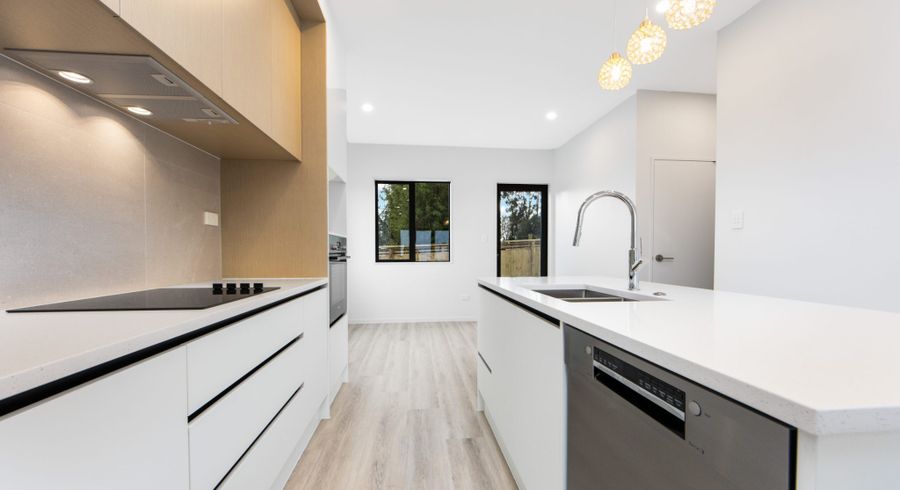  at 25 Whiteywood Street, Westgate, Waitakere City, Auckland