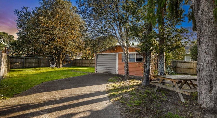  at 77 Glen Marine Parade, Glendene, Auckland