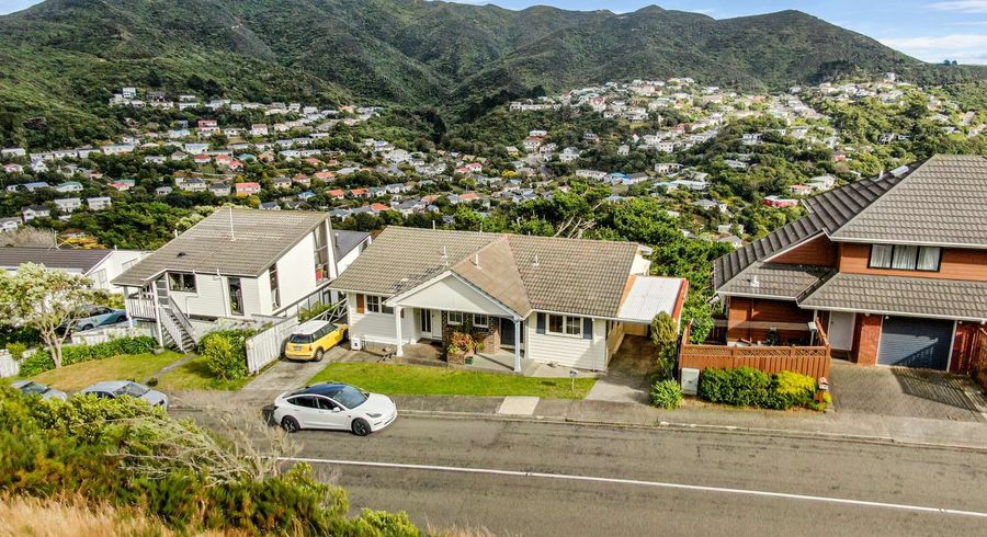  at 24B Parklands Drive, Karori, Wellington