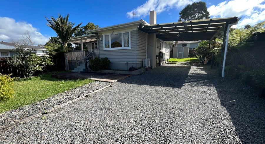  at 5 Lucas Place, Weymouth, Manukau City, Auckland