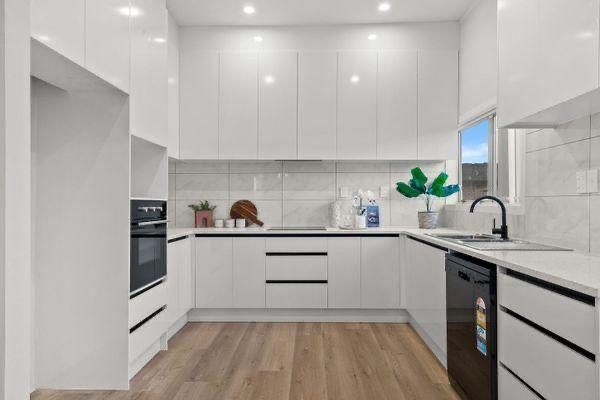  at 76 Manuroa Road, Takanini, Papakura, Auckland