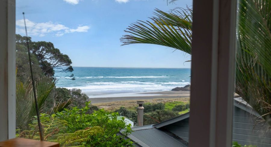  at 5 Sylvan Glade, Piha, Waitakere City, Auckland