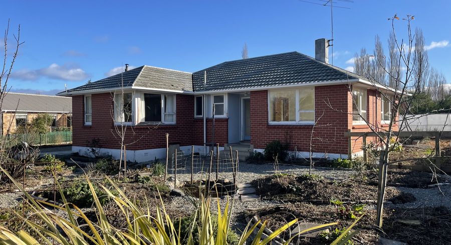  at 15 Kennard Crescent, Karitane, Waikouaiti
