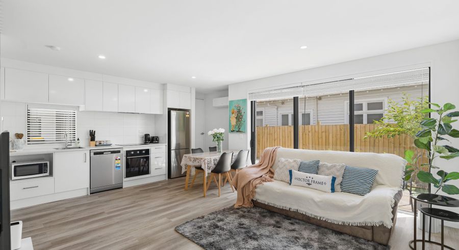 at 58 Division Street, Riccarton, Christchurch City, Canterbury