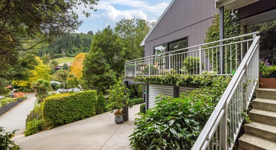  at 102 Bowenvale Avenue, Cashmere, Christchurch City, Canterbury