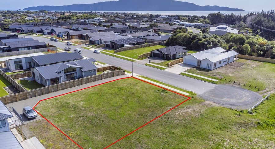  at 126 The Drive, Paraparaumu Beach, Kapiti Coast, Wellington