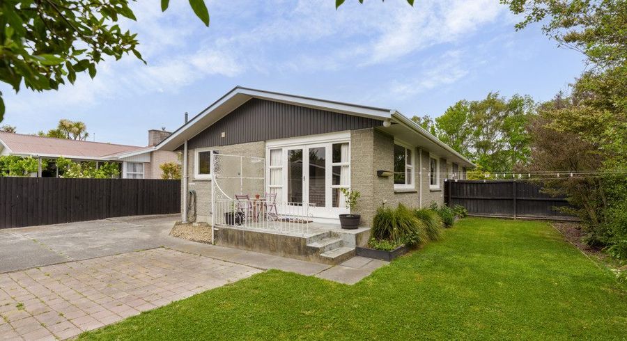  at 2/37 Lochee Road, Upper Riccarton, Christchurch City, Canterbury