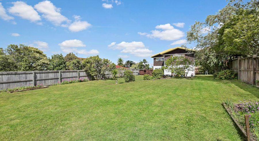  at 12 Royal Road, Massey, Auckland
