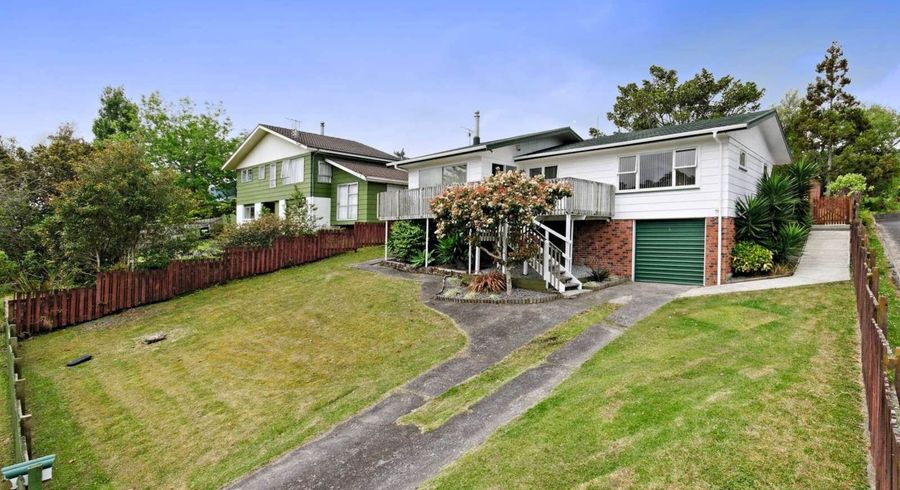  at 8 Halsey Drive, Lynfield, Auckland City, Auckland