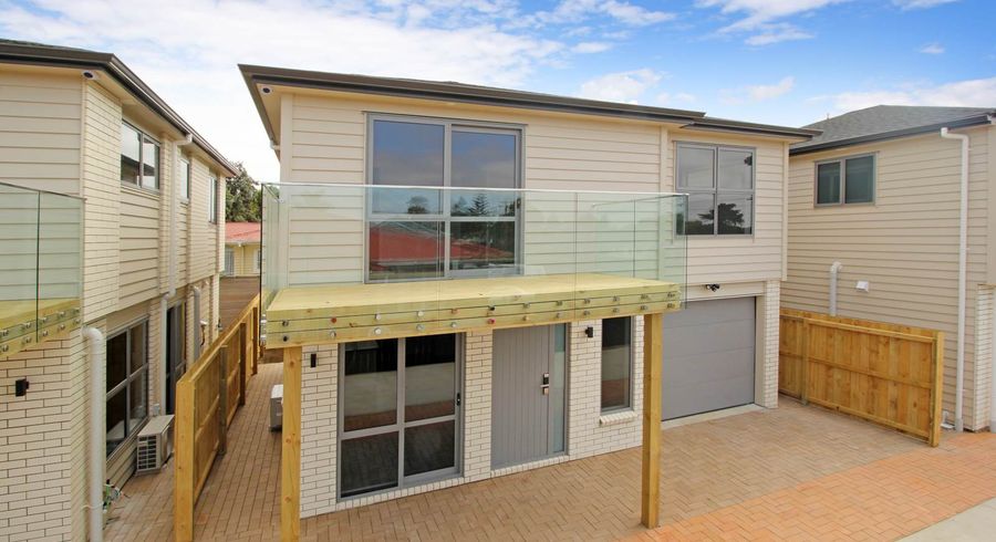  at 9B Kerrydale Road, Manurewa, Auckland