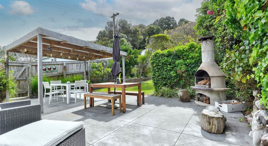  at 35 Mowhanau Drive, Kai Iwi