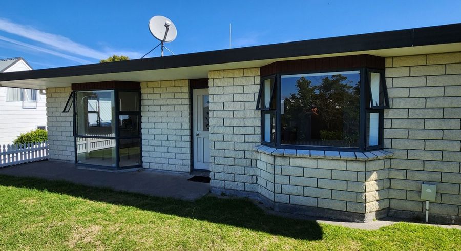  at 2/11 Te Ngaere Place, Merrilands, New Plymouth, Taranaki