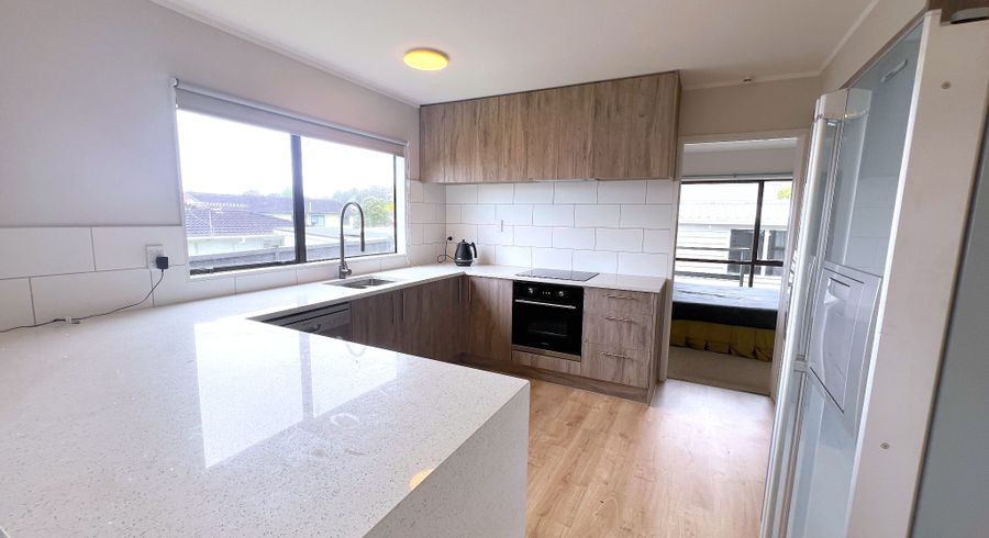  at 2/50A Weldene Avenue, Glenfield, North Shore City, Auckland