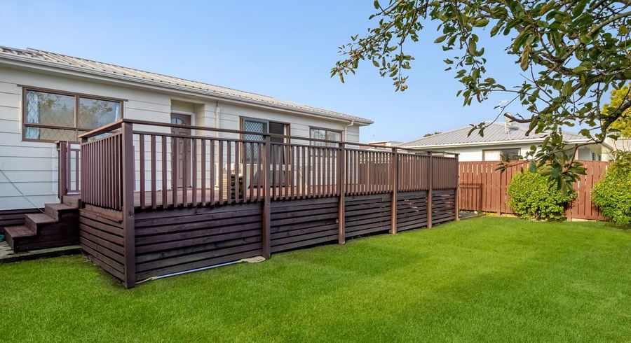  at 2/50 Panorama Road, Mount Wellington, Auckland City, Auckland