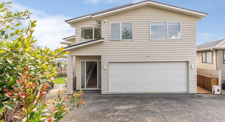 at 18 Celeste Place, Totara Vale, North Shore City
