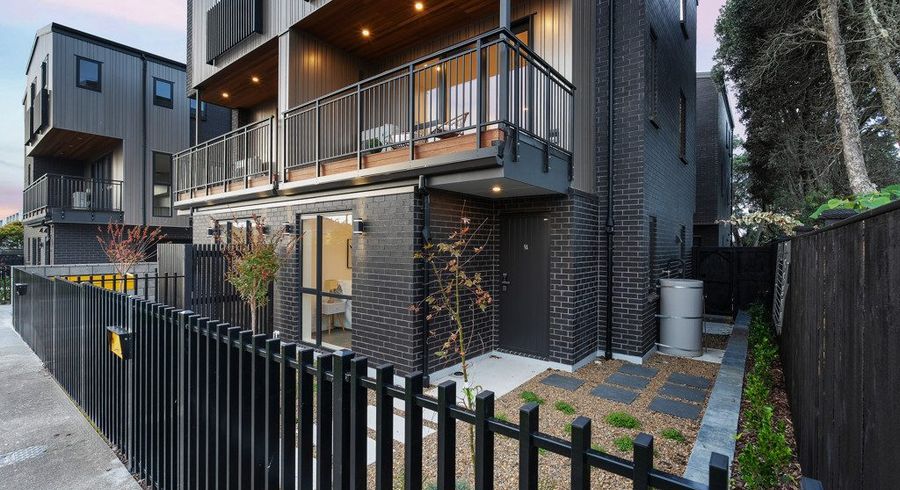  at 9A Huia Road, Point Chevalier, Auckland City, Auckland