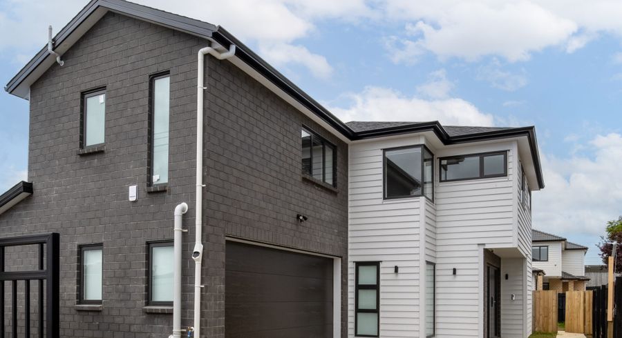  at 33 Clendon Avenue, Papatoetoe, Auckland