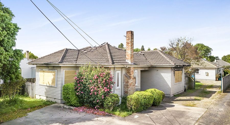  at 214 Fox Street, Hamilton East, Hamilton, Waikato