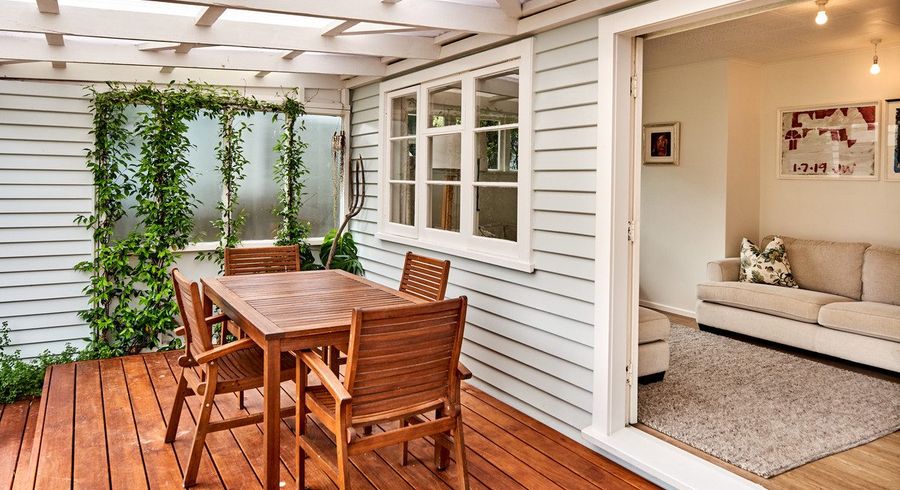 at 39 Cluny Road, Plimmerton, Porirua