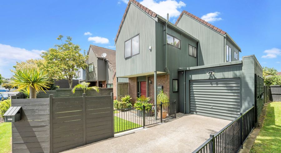  at 5 Balmer Lane, Mount Eden, Auckland