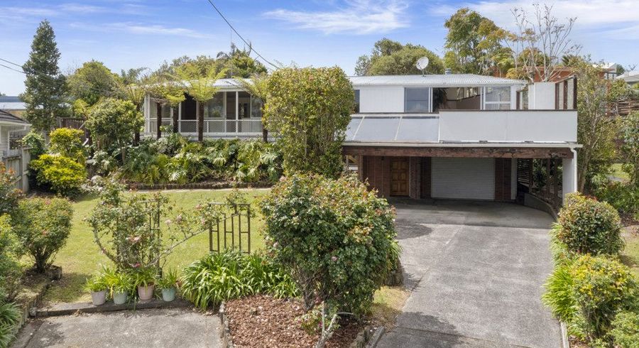  at 29 Highland Avenue, Titirangi, Waitakere City, Auckland