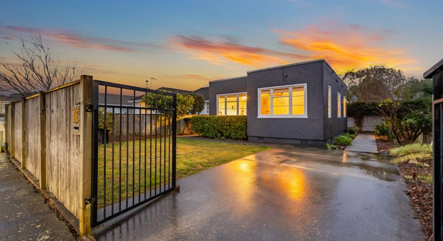  at 35 Royal Street, Upper Hutt, Upper Hutt, Wellington