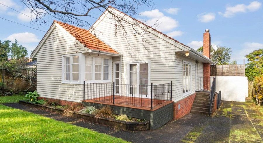  at 92 Mount Royal Avenue, Mount Albert, Auckland