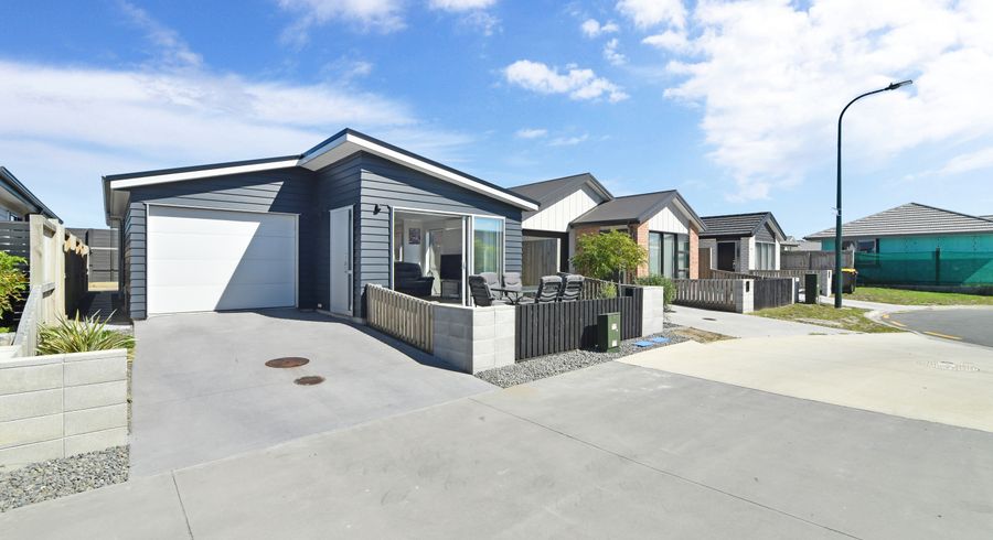  at 2 Pense Place, Papamoa, Papamoa
