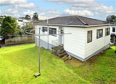  at 2/9 Danube Lane, Glen Eden, Waitakere City, Auckland