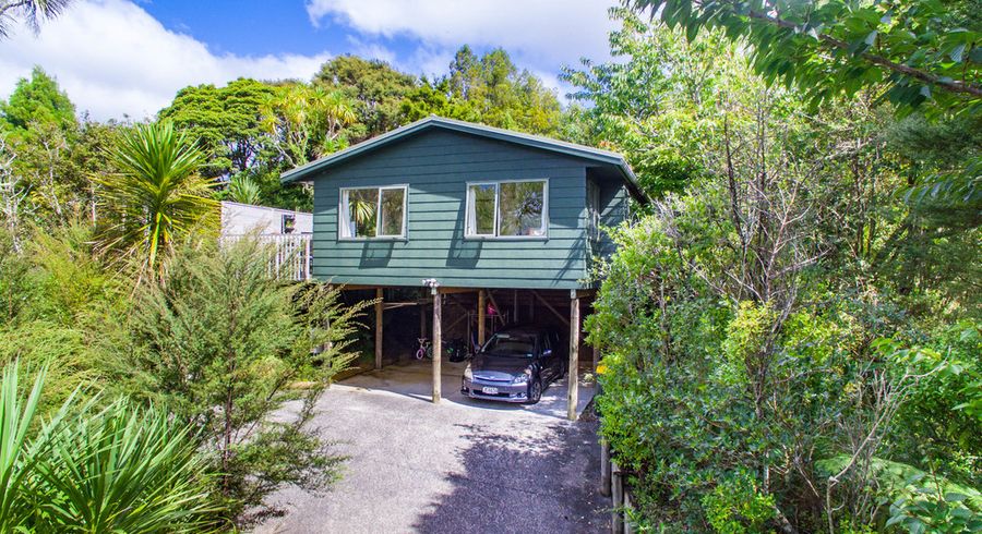  at 26 Raroa Terrace, Waiatarua, Auckland