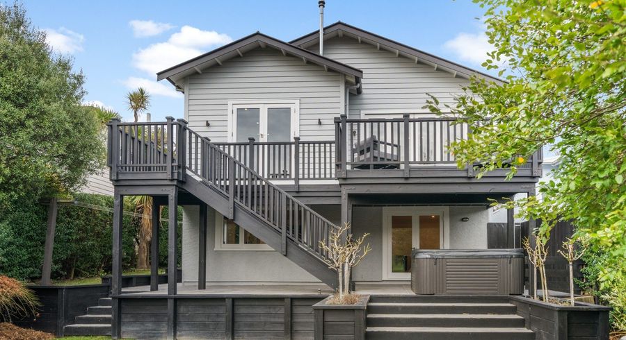  at 27 Wales Street, Maori Hill, Dunedin