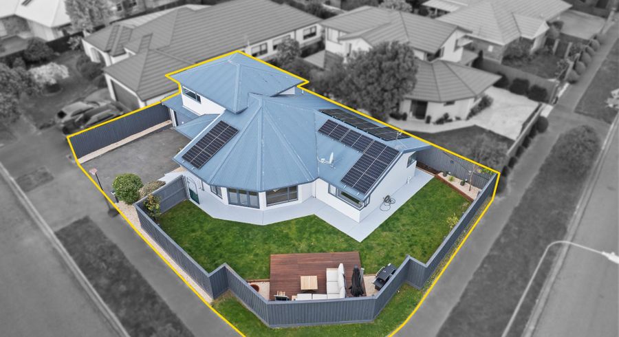  at 2 Anglesea Avenue, Parklands, Christchurch City, Canterbury