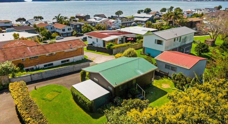  at 39 Seaway Terrace, Otumoetai, Tauranga