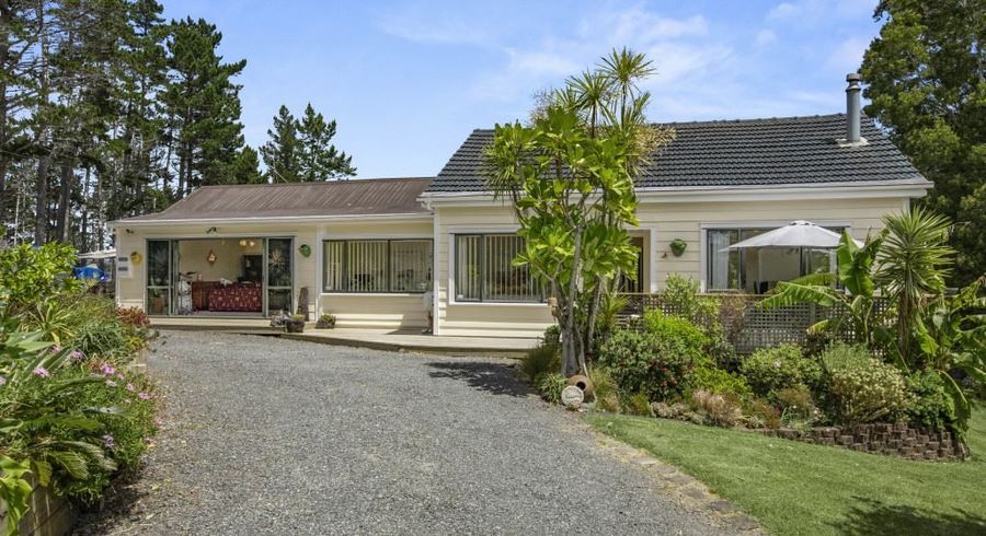  at 1258 East Coast Road, Redvale, Auckland