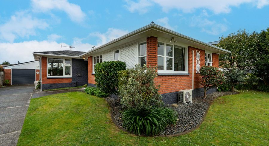  at 16 Kensington Place, Fairfield, Hamilton, Waikato