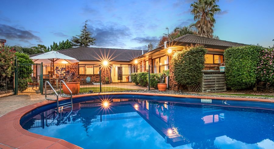  at 3 Carlinka Place, Conifer Grove, Takanini