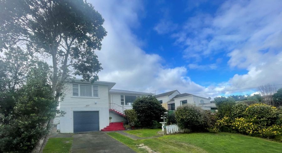  at 35 Pokohiwi Road, Normandale, Lower Hutt, Wellington