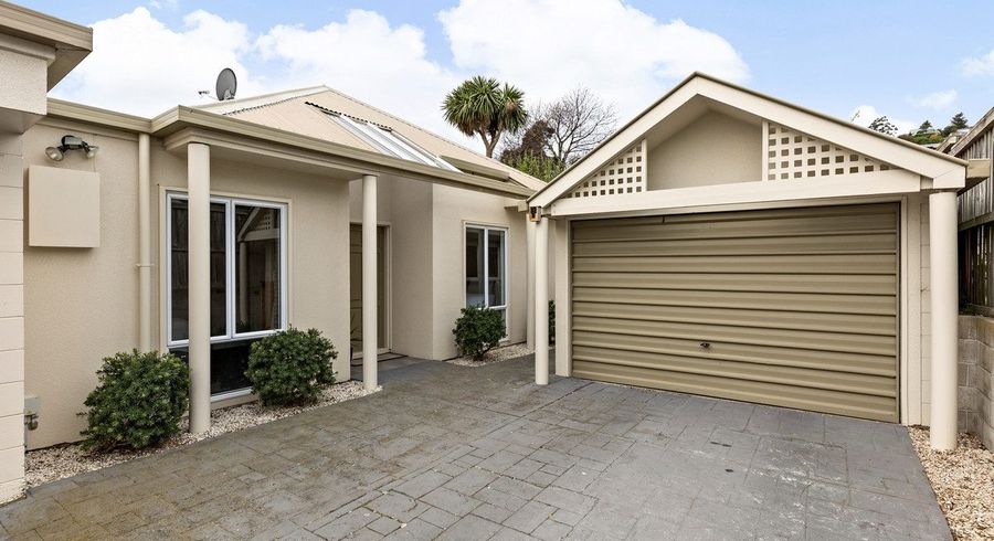  at 2/18 Palatine Terrace, Huntsbury, Christchurch