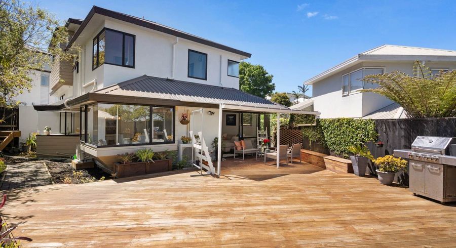  at 1/6B Sunnynook Road, Sunnynook, North Shore City, Auckland