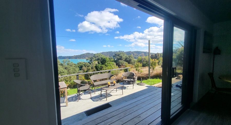  at Oneroa, Waiheke Island, Auckland