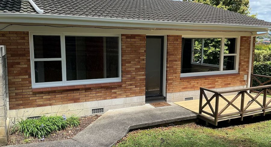  at 2/30 Sunnynook Road, Sunnynook, North Shore City, Auckland