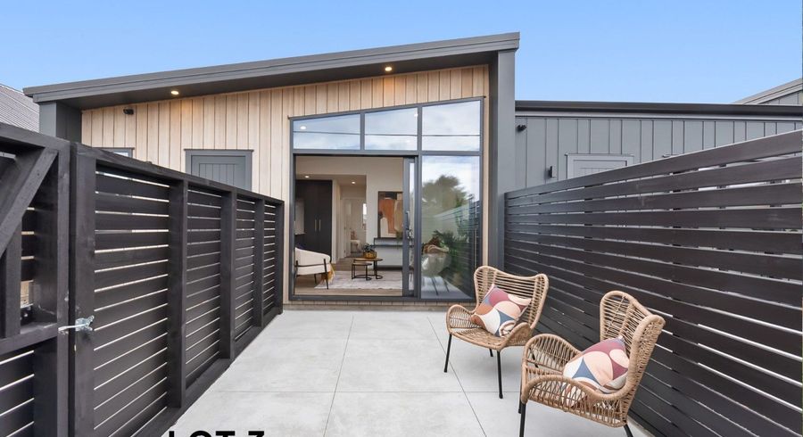  at 8 Maclean Street, Wallaceville, Upper Hutt, Wellington
