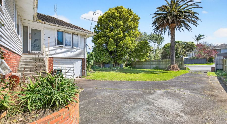  at 58 Line Road, Glen Innes, Auckland City, Auckland