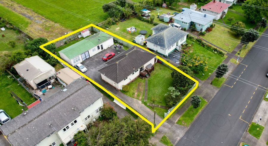  at 10 Gilbert Road, Otara, Auckland