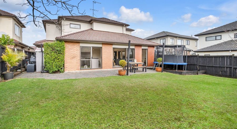  at 4 Bridgefield Crescent, Flat Bush, Auckland