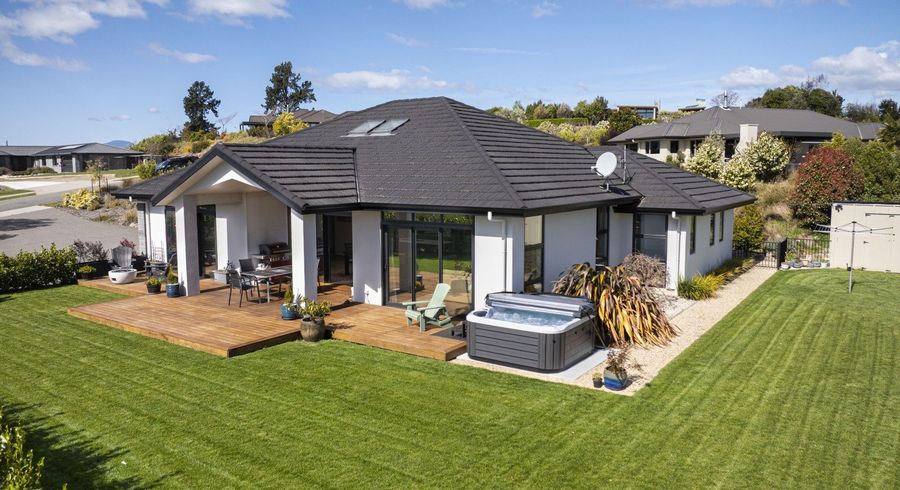  at 165 Ridgeview Road, Appleby, Richmond