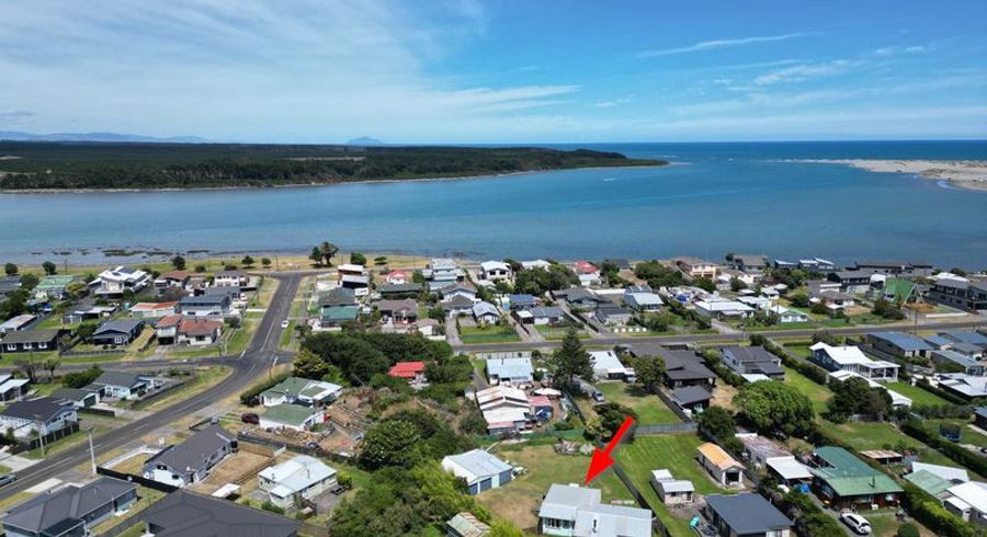  at 28 Roore Street, Foxton Beach, Foxton