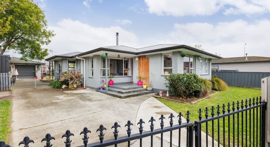  at 10 Adams Place, Kelvin Grove, Palmerston North, Manawatu / Whanganui