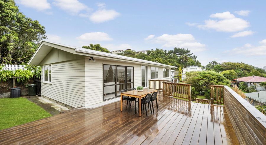  at 83 Beazley Avenue, Paparangi, Wellington